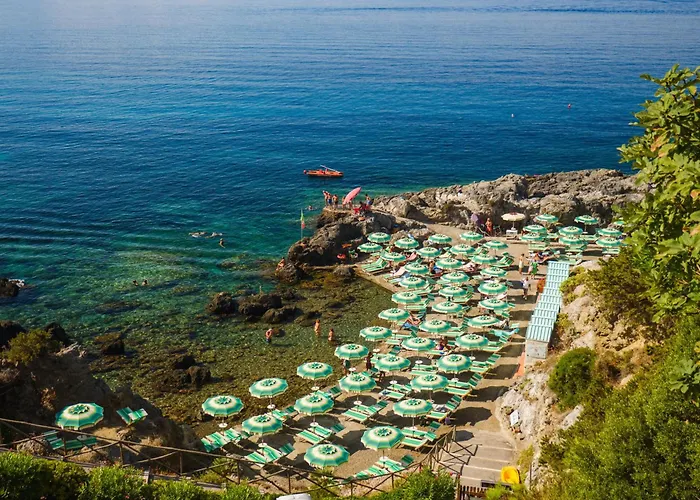 Hotel Capo D\'Uomo