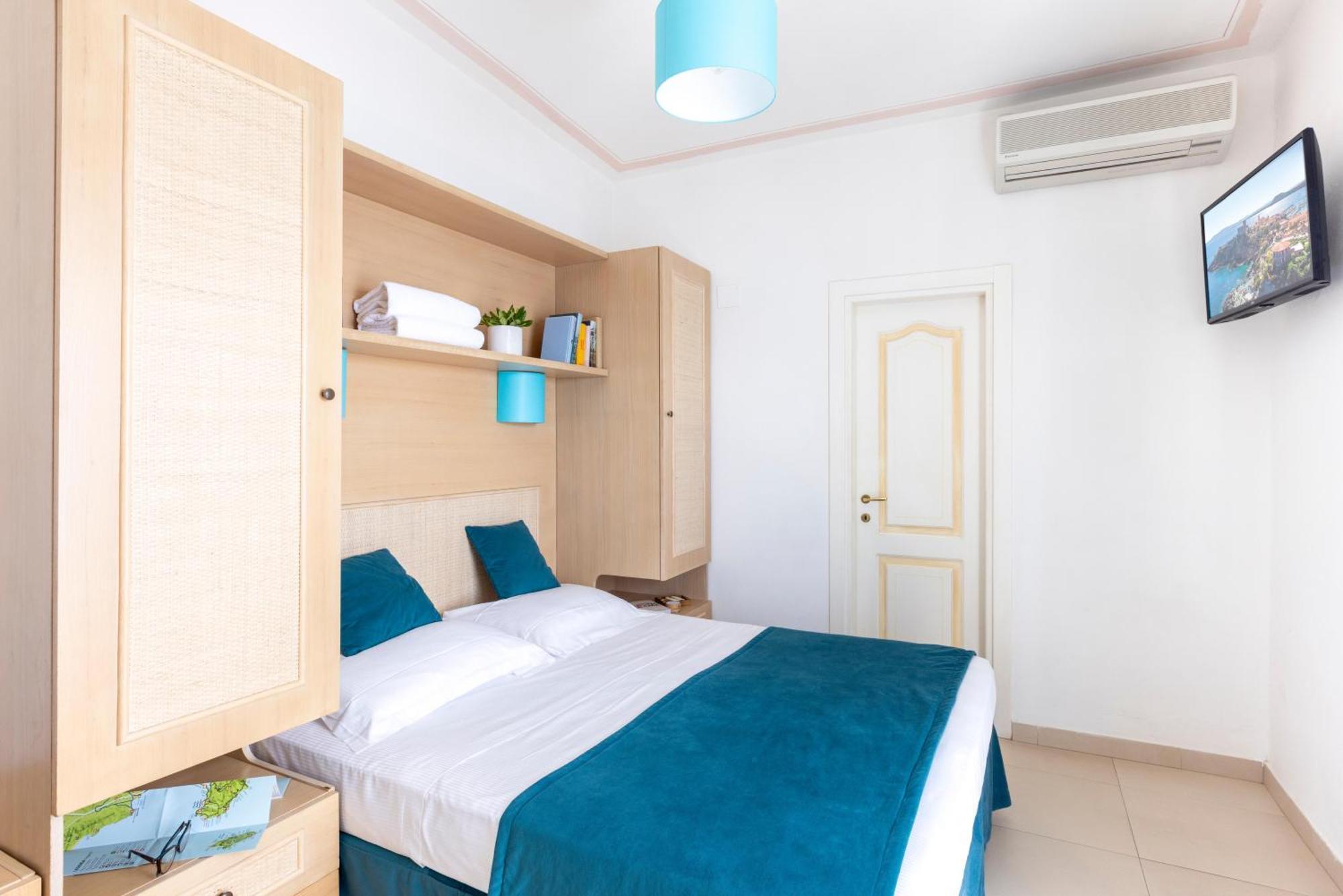 Hotel Capo D'uomo 3*